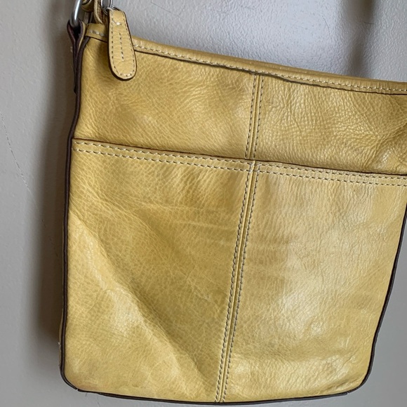 FOSSIL WOMEN'S Yellow LEATHER CROSS BODY SHOULDER BAG Purse - Picture 9 of 10
